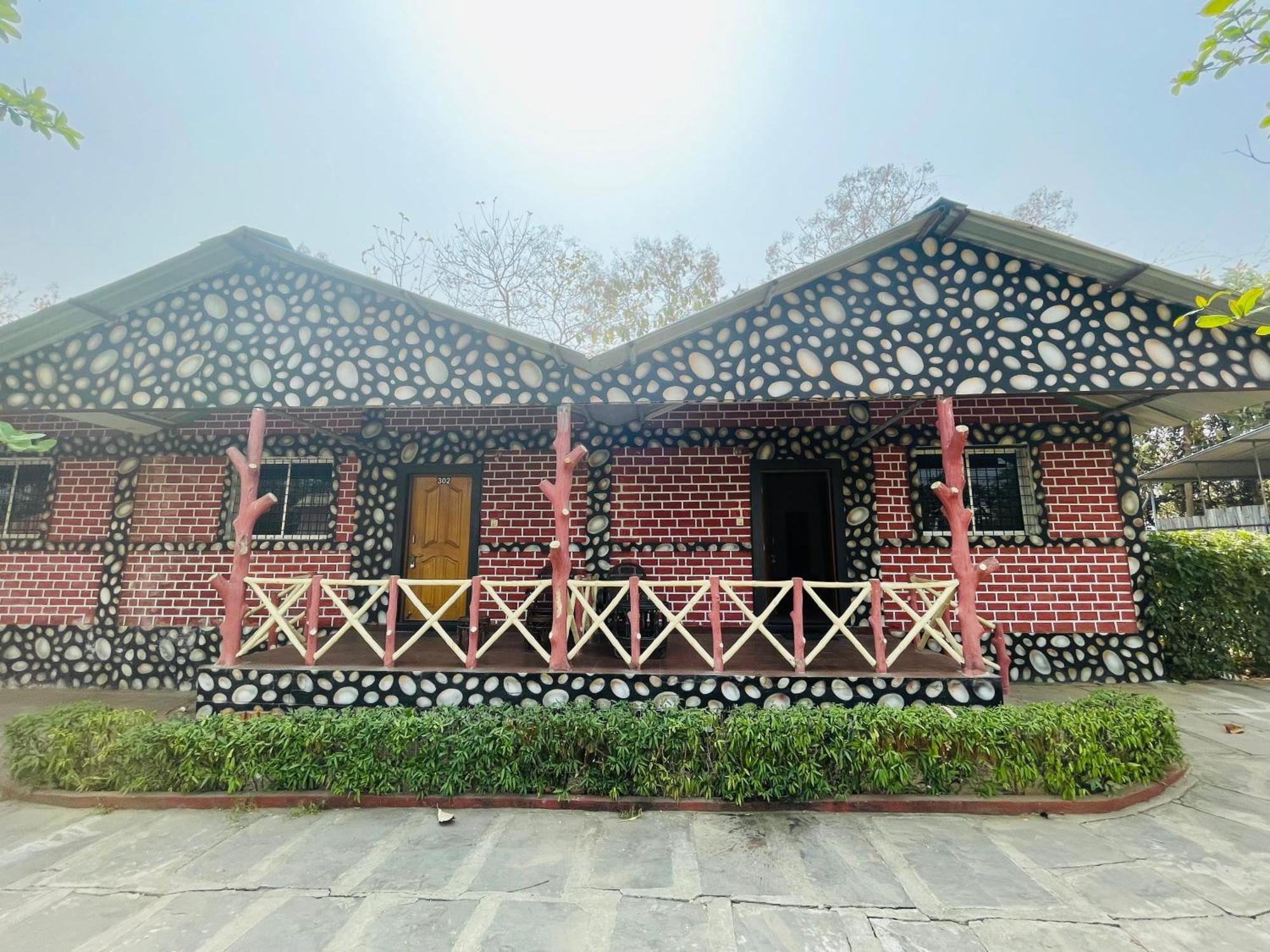 Lighthouse Waterpark And Resort Mansar Exterior foto