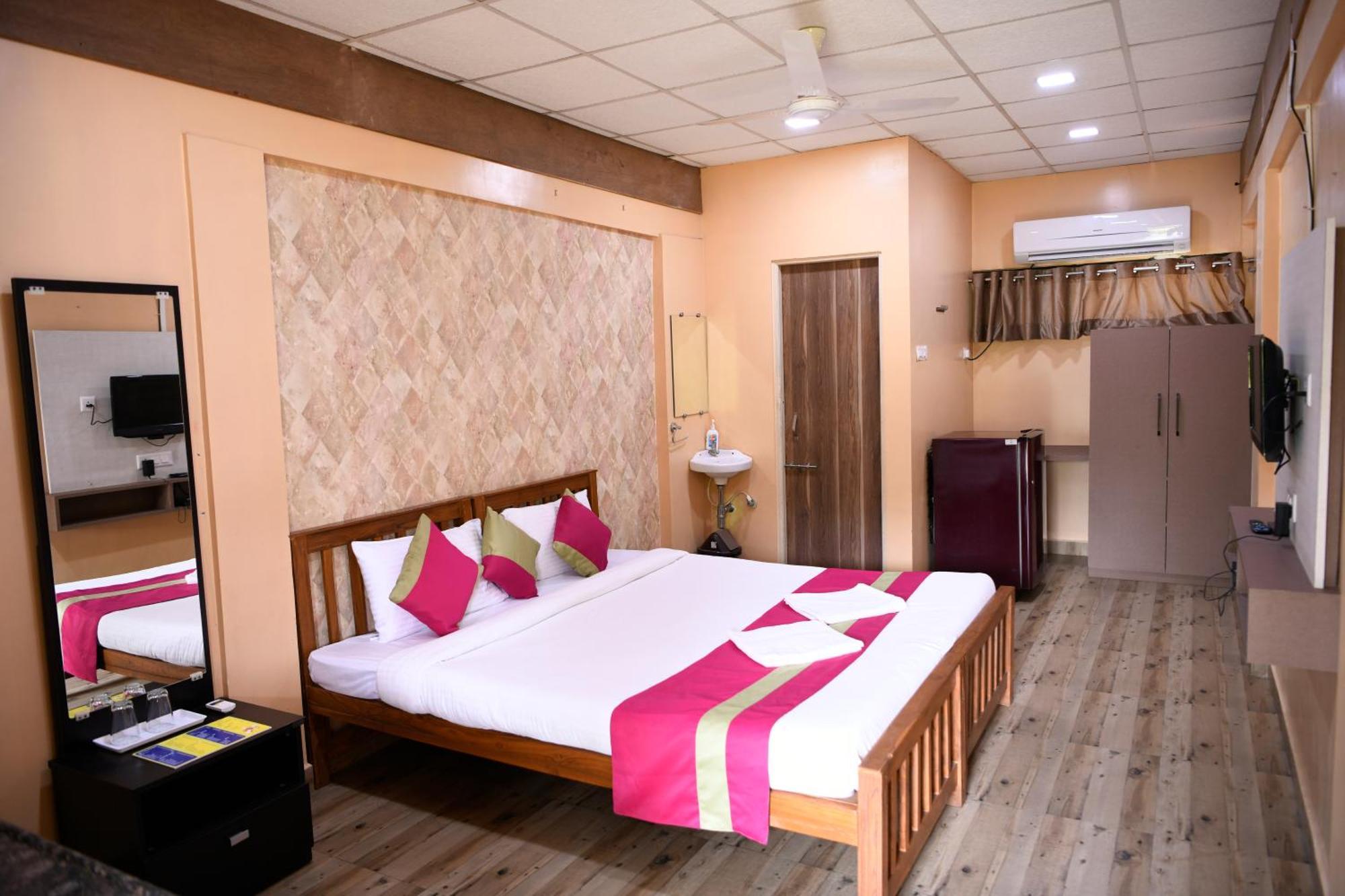 Lighthouse Waterpark And Resort Mansar Exterior foto
